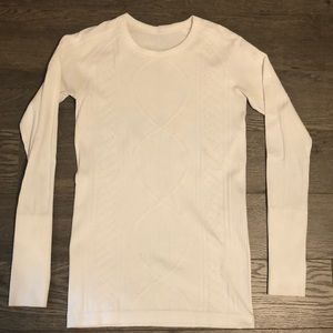 Lululemon long sleeve top
